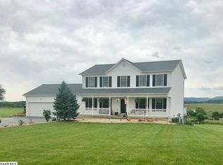 237 Kiddsville Rd, Fishersville, VA 22939