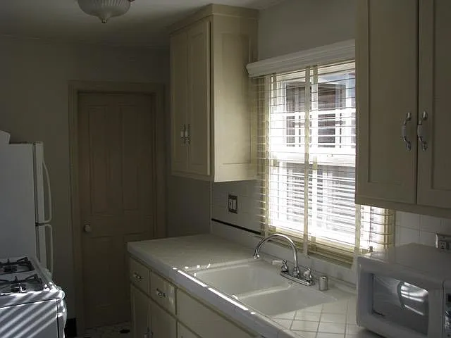 408 Sapphire St #A — Photo 11