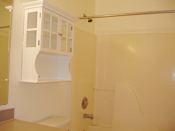 Main bathroom