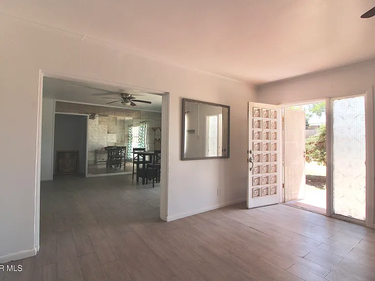 619 Alethea Park Dr — Photo 6