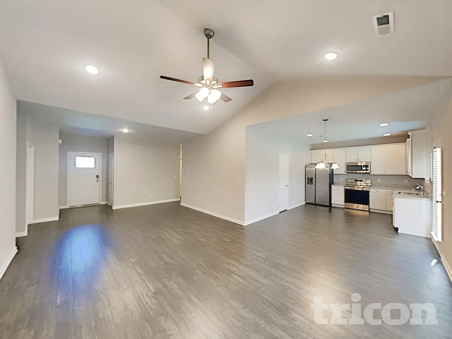 1010 Cyril Drive Spring Hill TN — Photo 3