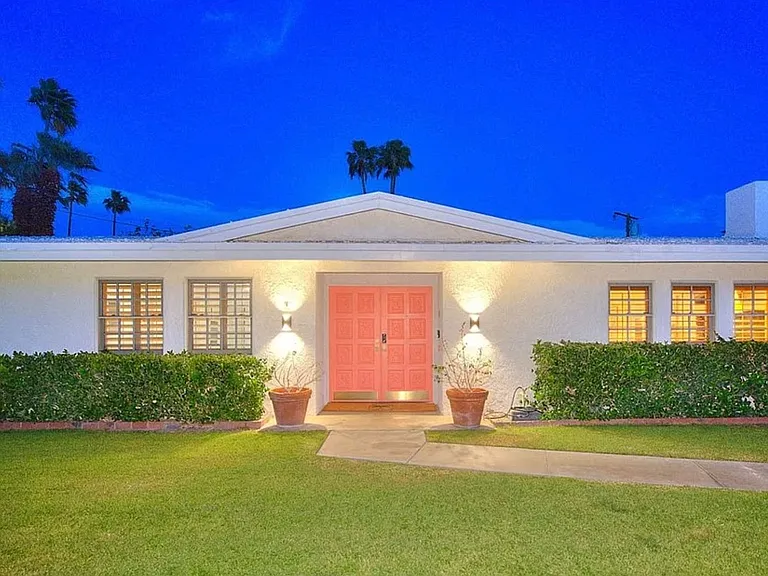 1261 Linda Vista Rd — Photo 15