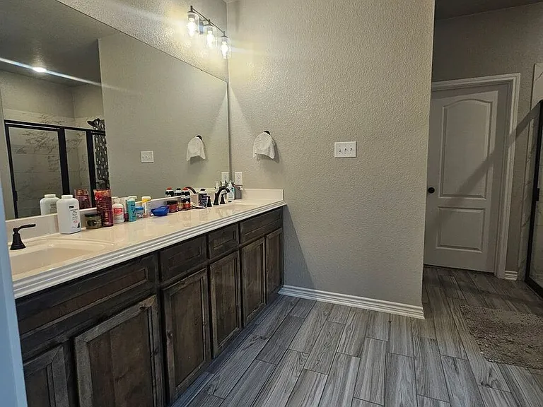 5304 La Terraza Ln — Photo 7