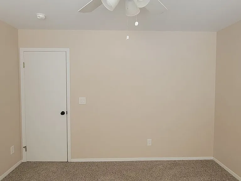 121 Rio Grande Dr — Photo 8