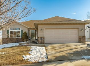 2770 Kenosha Ln NW, Rochester, MN 55901