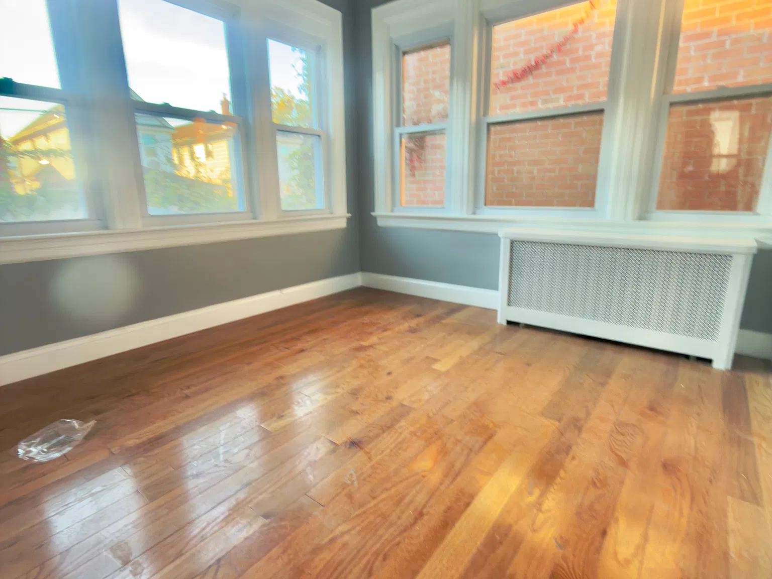 3 bed, 1000 sqft, $3,000 — Photo 3