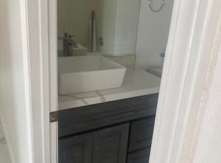 8421 3rd Ave, Hesperia, CA 92345