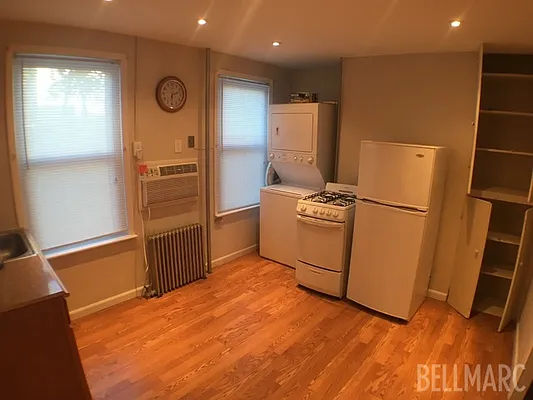 Rented by Bellmarc Realty | media 9