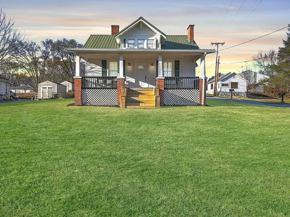 2616 Bloomingdale Rd, Kingsport, TN 37660