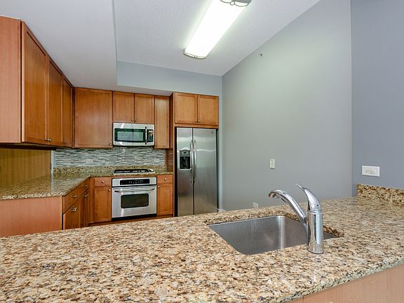 3rd image of 9715 Woods Dr Unit 306