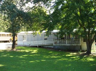 645 Reynoldsburg Rd, Paris, TN 38242