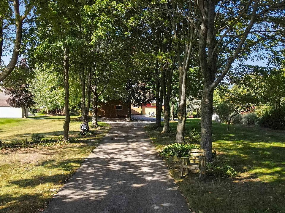 1st image of 118 Sunset Dr