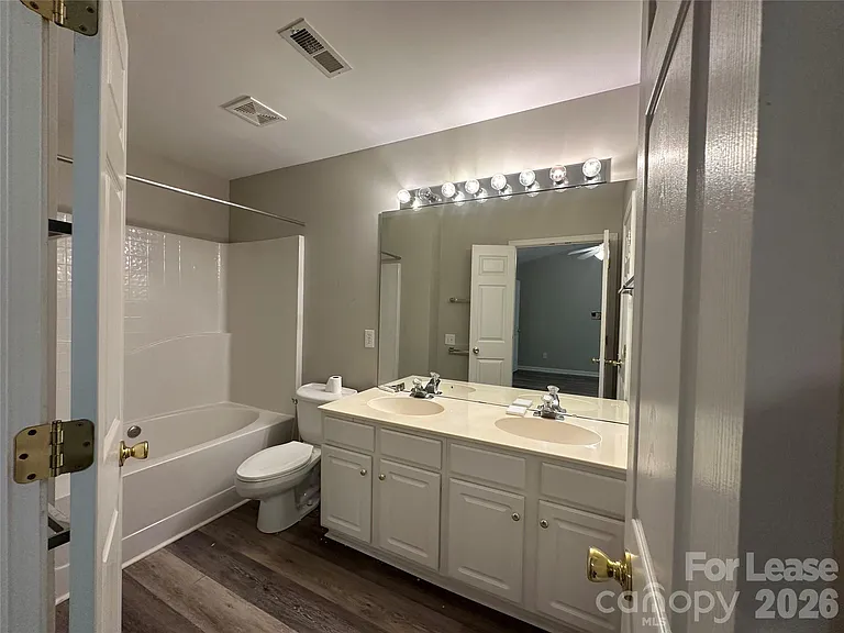 6626 Rothchild Dr — Photo 25