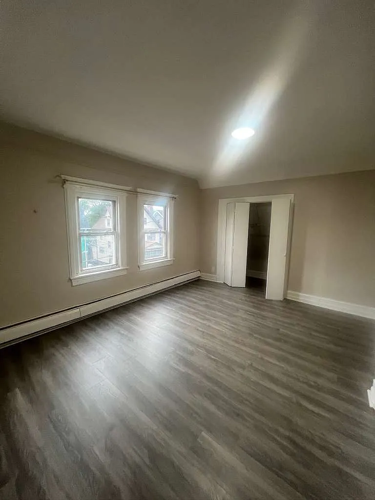 2 bed, $1,699 — Photo 1