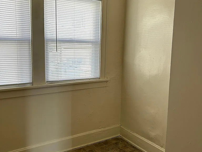 2405 Ohio Ave — Photo 3