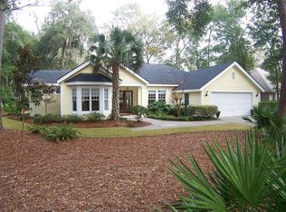 1 Larium Pl, Hilton Head Island, SC 29926