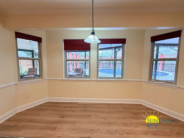 103 Azalea Cir — Photo 9