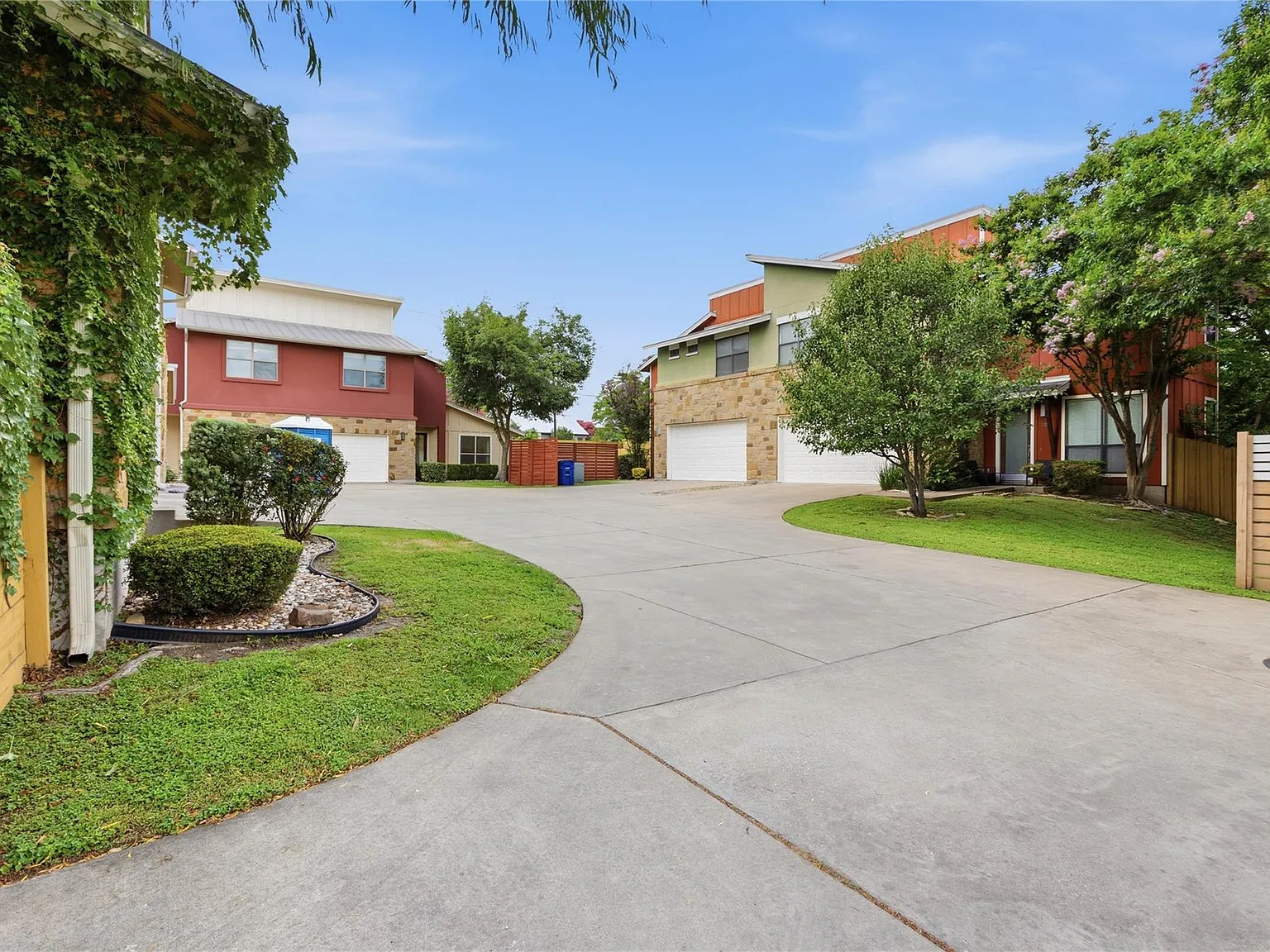 3 bed, 2.5 bath, 1548 sqft, $2,950 — Photo 4