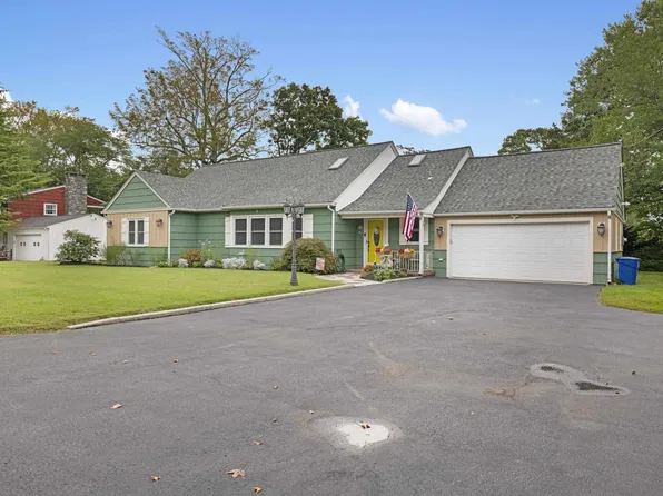 1160 Golf Club Rd, Cape May Court House, NJ 08210