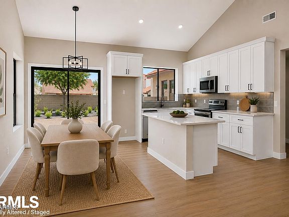 4th image of 14605 S 41ST Way