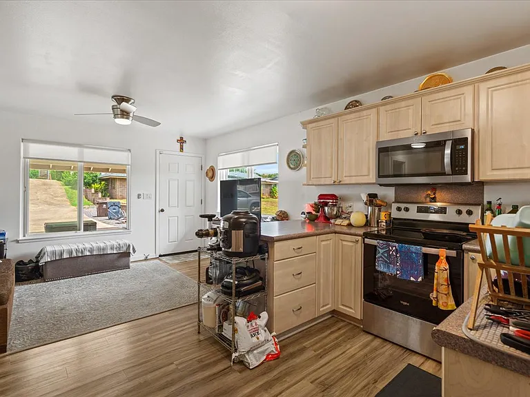 222 Hiolani St — Photo 11