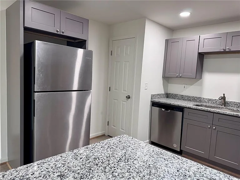 241 Port Way — Photo 45
