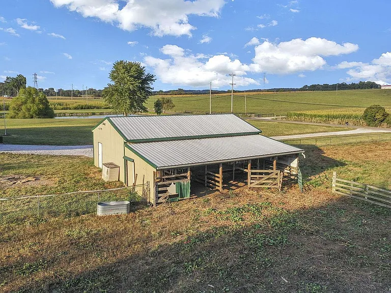 2453 Ryan Rd SE — Photo 60