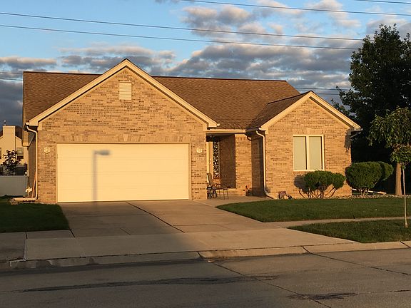 3rd image of 23281 Westwood Dr #19