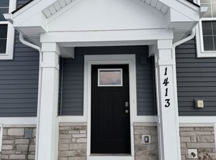 1413 Oakfield Ln, Pingree Grove, IL 60140