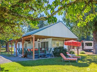 137 Crescent Beach Dr, Packwood, WA