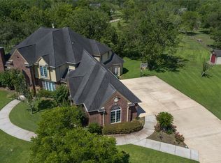 2750 County Road 48, Rosharon, TX 77583