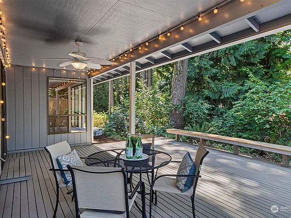 4th image of 7023 Glen Terra Court SE