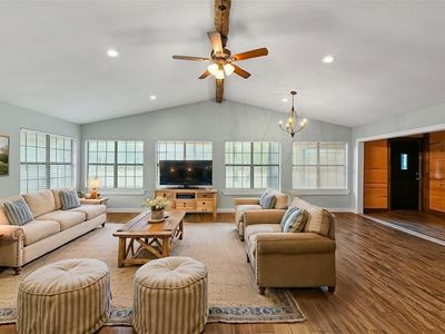 28700 Gumwood Ct, Huntsville, TX, 77320