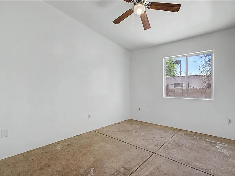 81 E Laguna St #1 & 2 — Photo 12
