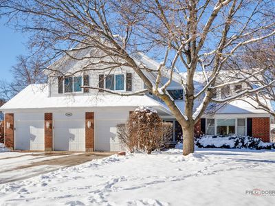 2888 Whispering Oaks Ct, Buffalo Grove, IL, 60089