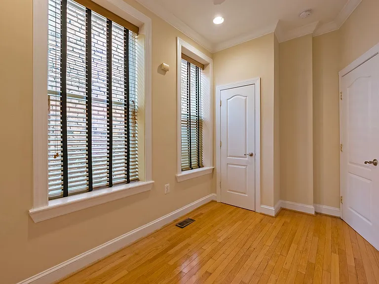 45 R St NW #2 — Photo 24