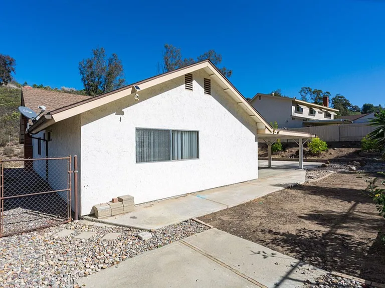 2441 Boyington Pl — Photo 25