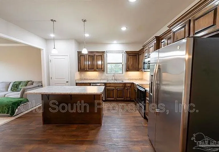 1060 Bretts Way — Photo 7