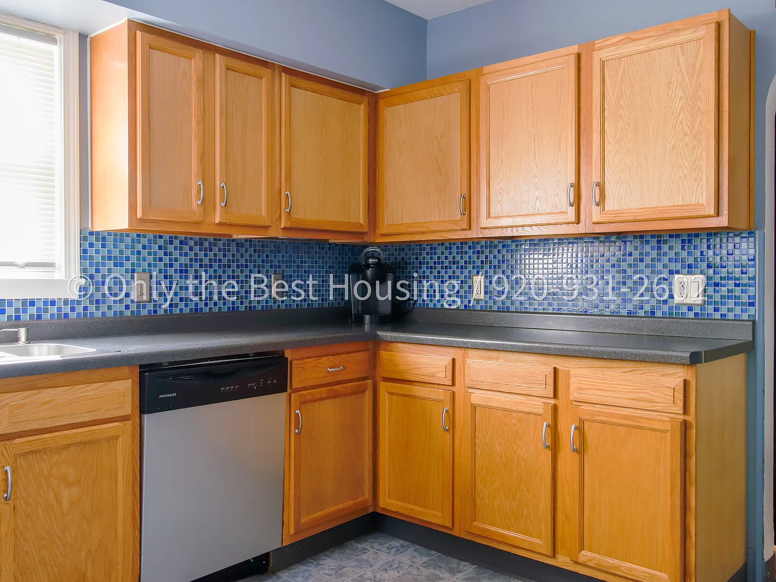 3 bed, 1716 sqft, $2,350 — Photo 4