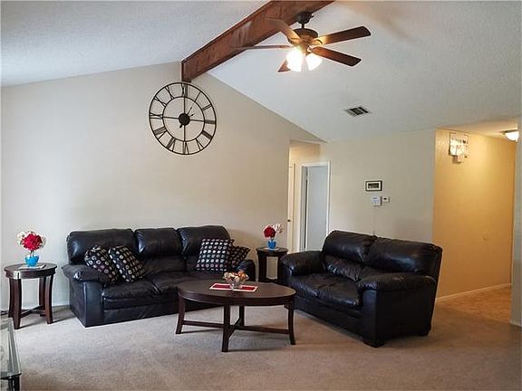 2nd image of 1005 Canterfield Ln