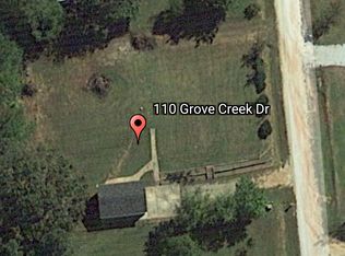 110 Grove Creek Dr, Westminster, SC 29693