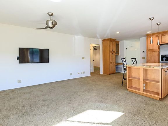 2nd image of 36 Shannon Court