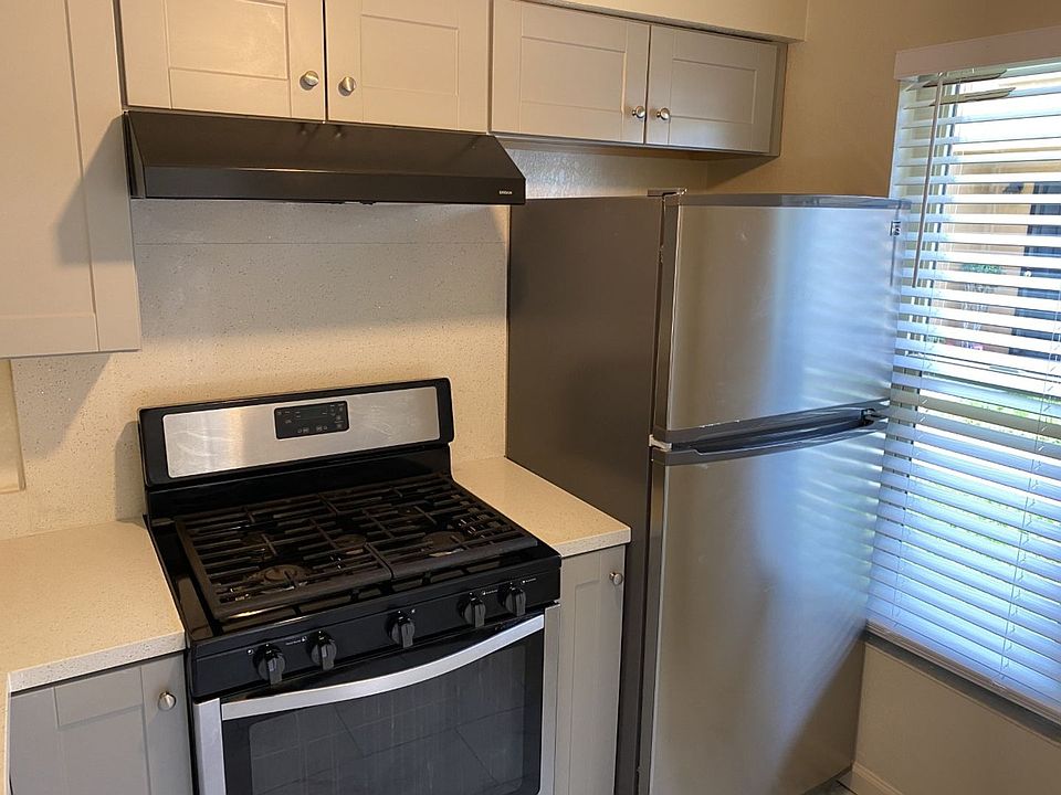 1st image of 1200 Dana Dr #7