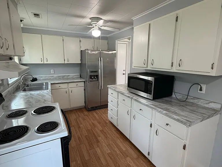 5003 Terry Dr — Photo 12