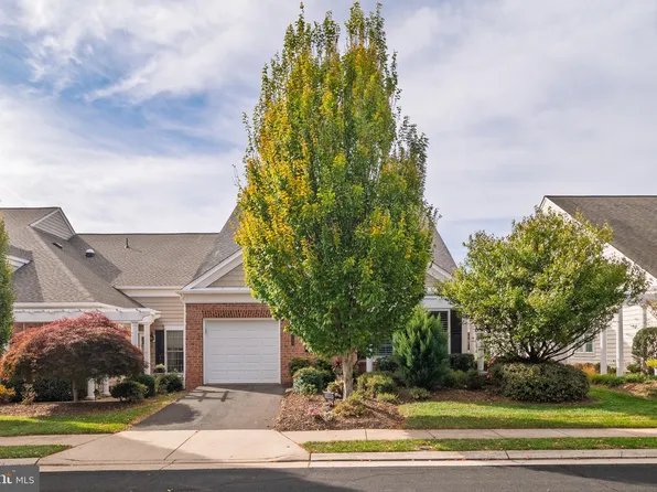 44489 Maltese Falcon Sq, Ashburn, VA 20147