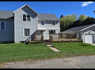601 E Margaret St, Iron Mountain, MI 49801
