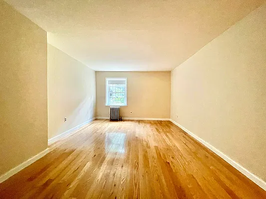 Rented by Pear NYC LLC | media 29
