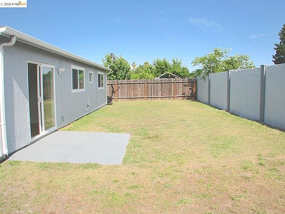 2nd image of 124 Estes Way