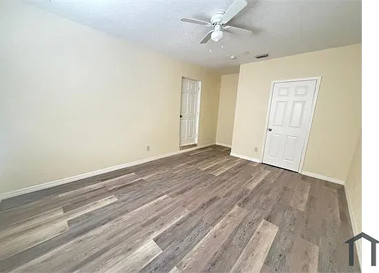 3 bed, $1,550 — Photo 3