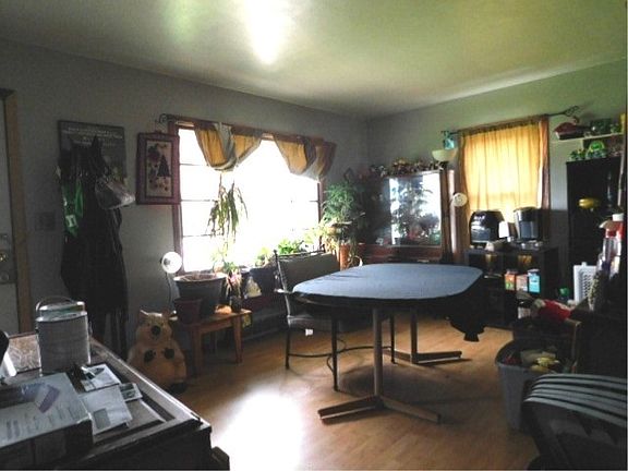 4th image of 1608 Paradise Blvd